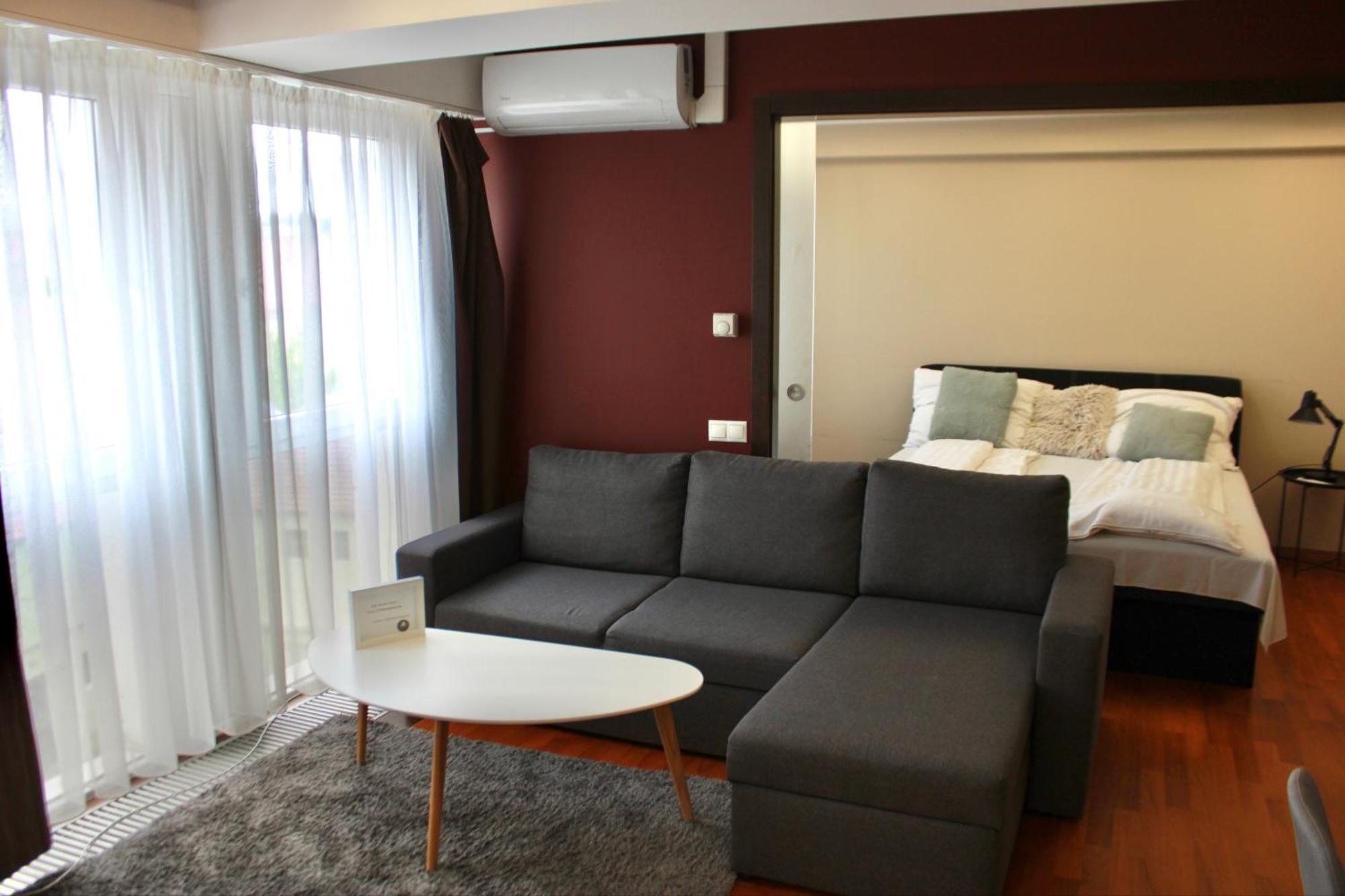Klapka-Lak Apartman Эгер Экстерьер фото