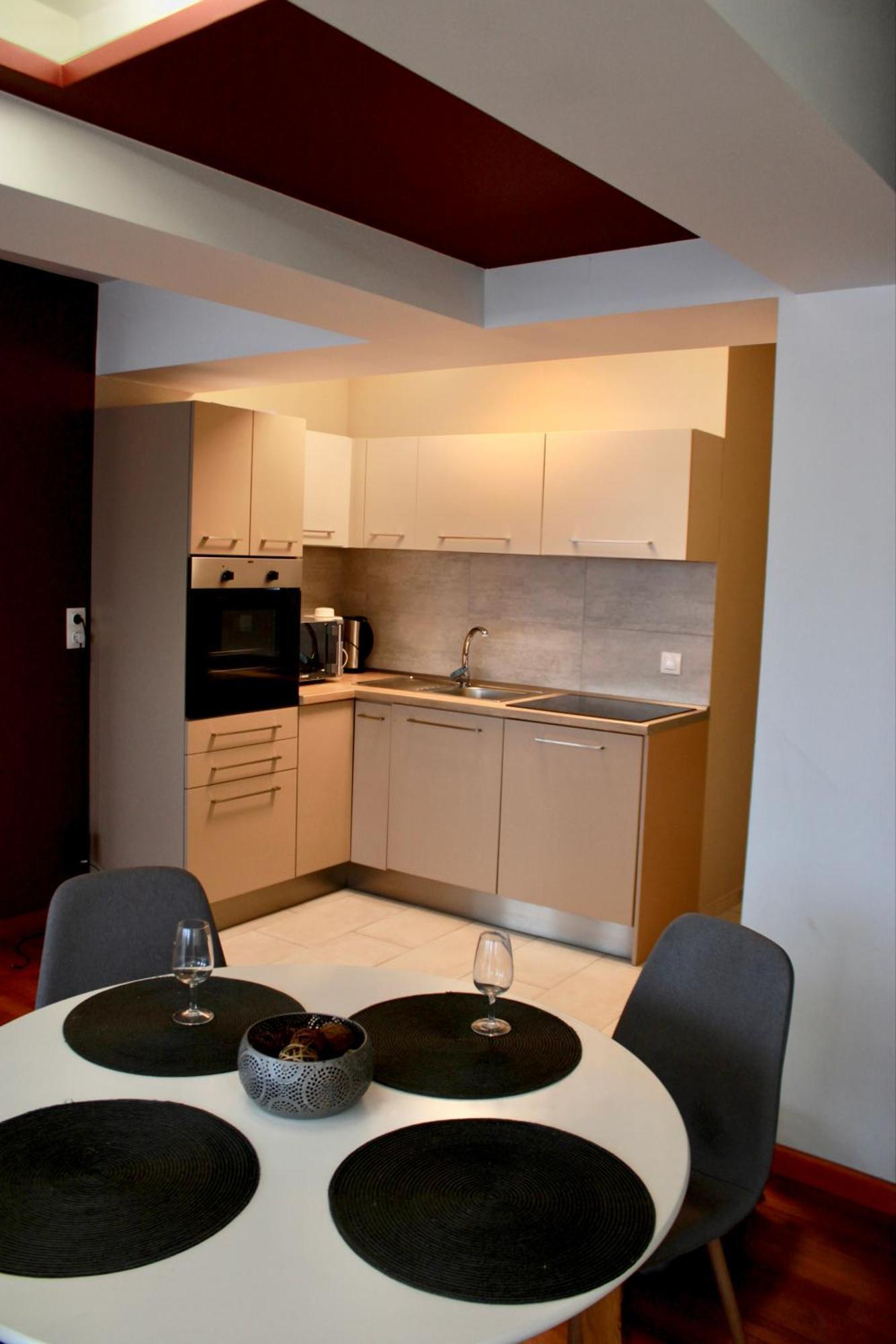 Klapka-Lak Apartman Эгер Экстерьер фото